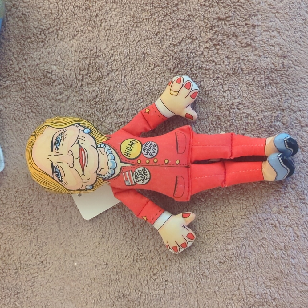 Rare 2016 Fuzzu Hillary Clinton Political Parody Cat Toy